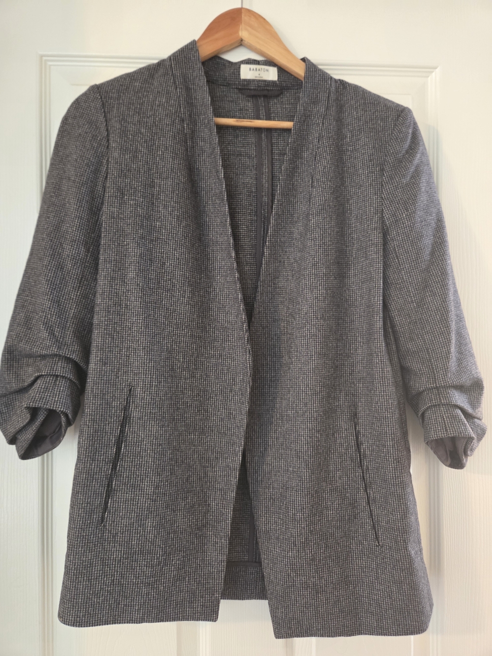 Babaton Wool Cashmere Houndstooth New Power Blazer Size 4 Ruched Sleeve